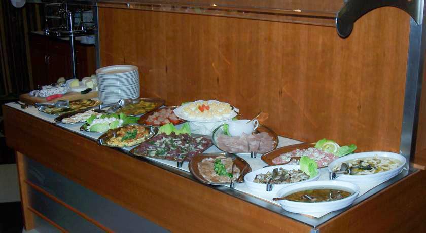 Hotel Brindor Poirino المظهر الخارجي الصورة